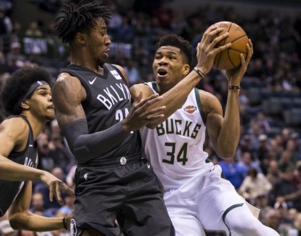 Οδυνηρή εντός έδρας ήττας των Μπακς, ντεμπούτο για Παπαγιάννη