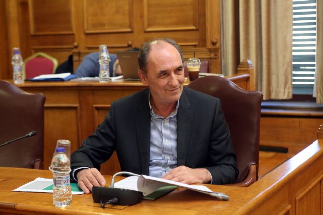 Γιώργος Σταθάκης: Πότε και πώς θα πωληθούν ΔΕΗ, ΕΛΠΕ και ΔΕΠΑ