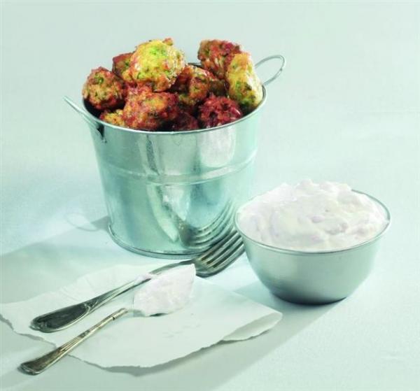 Κολοκυθοκεφτέδες με καλαθάκι Λήμνου