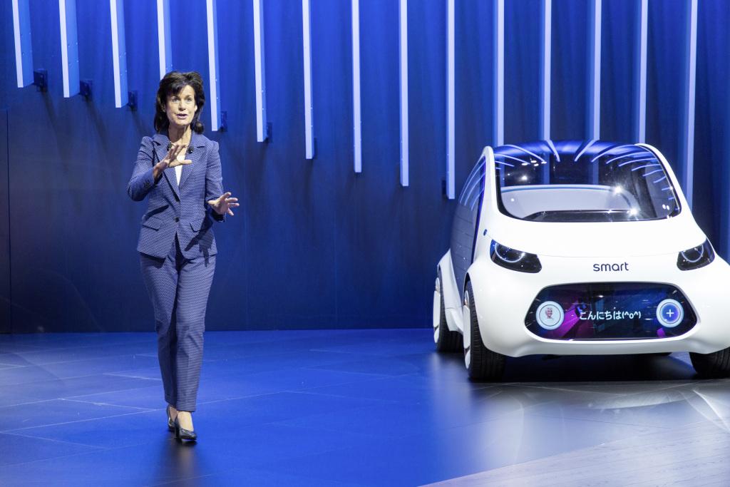 «Τέλος εποχής» για την επί οκταετία επικεφαλής της smart