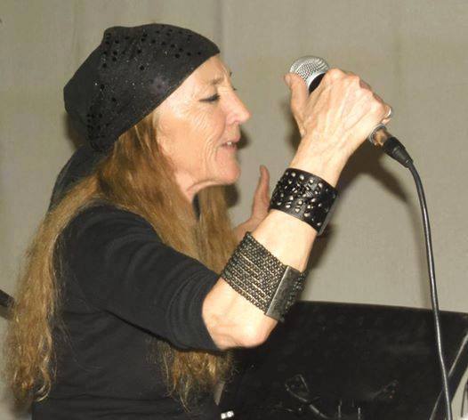 «Ο Χατζιδάκις με έλεγε Πασιονάρια της λαϊκής πίστας»