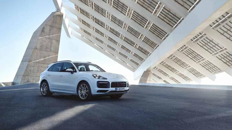 Porsche Cayenne E-Hybrid 2019: Η εξέλιξη επιδόσεων του plug-in υβριδικού είδους