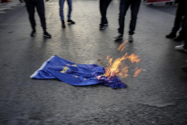 Πάρτυ δημαγωγών και λαϊκιστών με μενού την Ε.Ε.