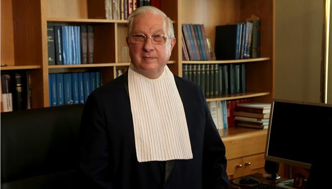 Πολιτικές και δικαστικές αναταράξεις από την παραίτηση Σακελλαρίου