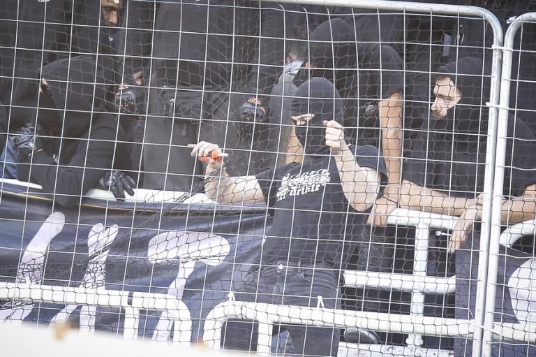 Αστεία τα μέτρα ασφαλείας στο ΟΑΚΑ – Πέρασε και κόφτης