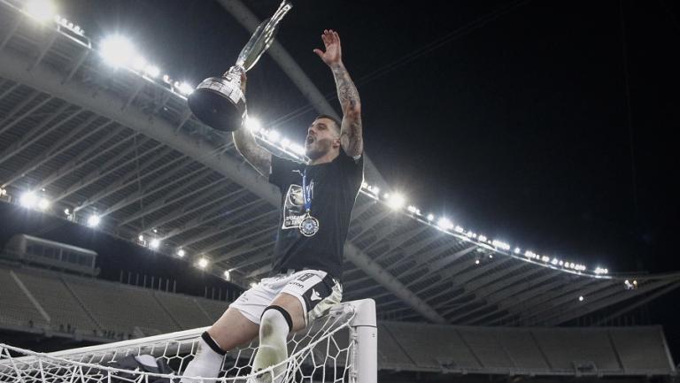 ΠΑΟΚ: Ο Βιεϊρίνια MVP του τελικού και από τον κόσμο