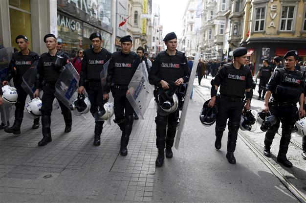 Τουρκία: Ένταλμα σύλληψης για 300 «Γκιουλενιστές»