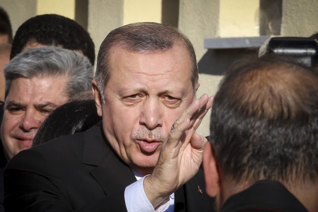 Wall Street Journal: Ο Ερντογάν ευθύνεται για την κατάρρευση της τουρκικής οικονομίας