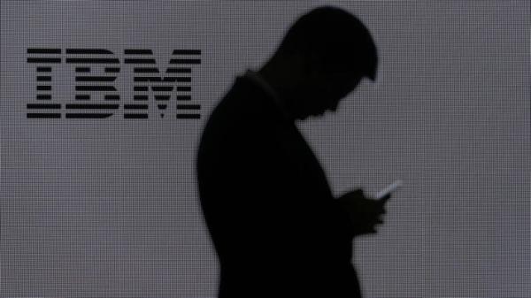 Η ΙΒΜ απαγόρευσε τη χρήση USB και καρτών SD στο προσωπικό της