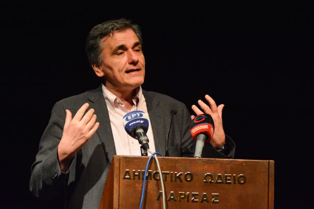 Παίζοντας τις κουμπάρες…