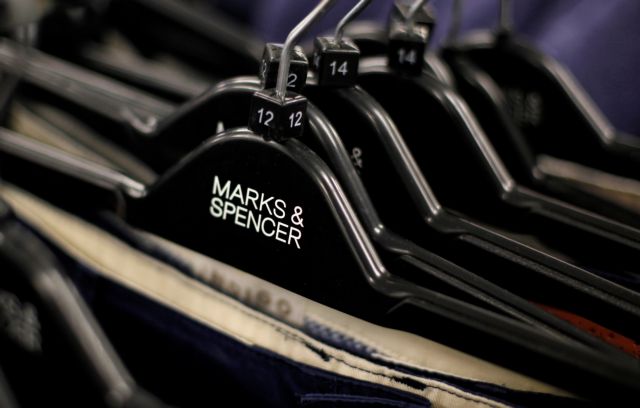 Marks & Spencer: Ετοιμάζονται να κλείσουν 100 καταστήματα