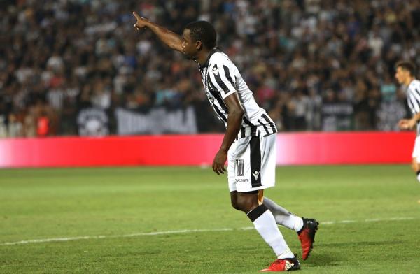 Αλάνιασπορ: Συμφώνησε με τον Τζάλμα Κάμπος, λένε στην Τουρκία