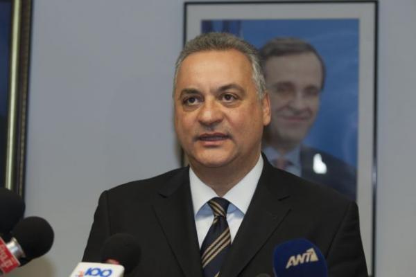 Συνάντηση Κεφαλογιάννη με τους κρατούμενους Έλληνες στρατιωτικούς