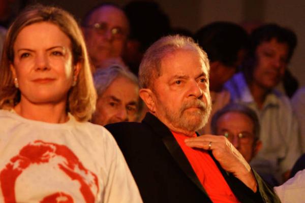 Βραζιλία: Νέες κατηγορίες για Λούλα και Χόφμαν