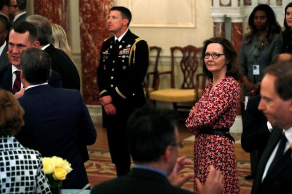 Απόσυρση της υποψηφιότητά της για τη CIA προτείνει η εκλεκτή του Τραμπ