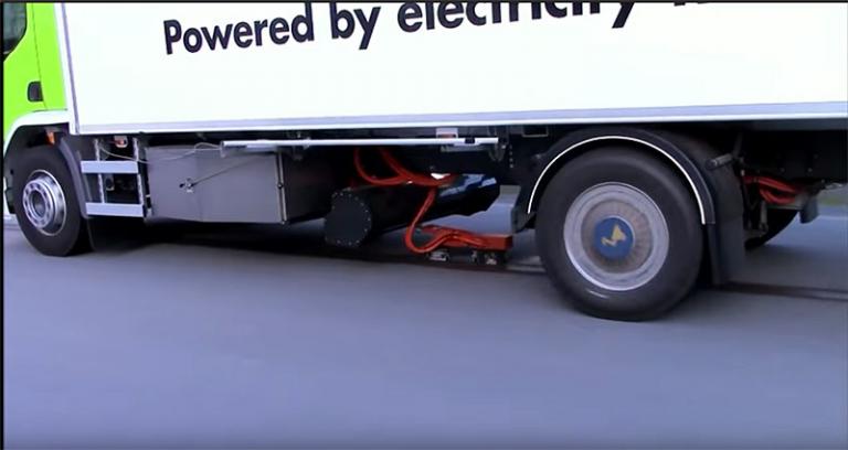 Ο πρώτος δρόμος… φορτιστής για ηλεκτρικά αυτοκίνητα