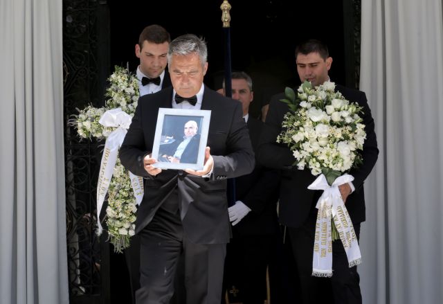 Τελευταίο αντίο στον ιδρυτή της Aegean, Θ. Βασιλάκη [Εικόνες]