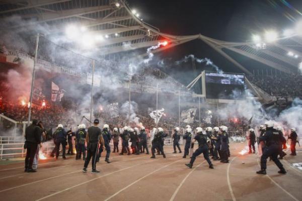 Πρόστιμα σε ΑΕΚ και ΠΑΟΚ για τον τελικό του Κυπέλλου