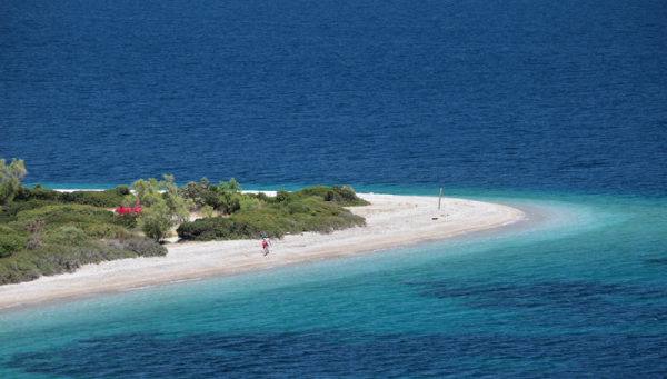 Αλόννησος : Ο Άγιος Δημήτριος και η Περιστέρα