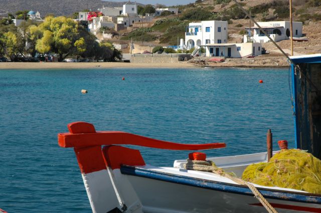 Ηρακλειά, ανάμεσα στη Νάξο και την Ίο