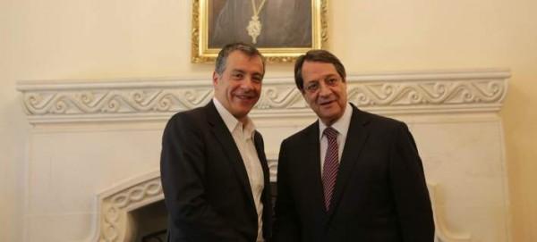 Μαλλιά μπαμπάκι, Σταύρο μου