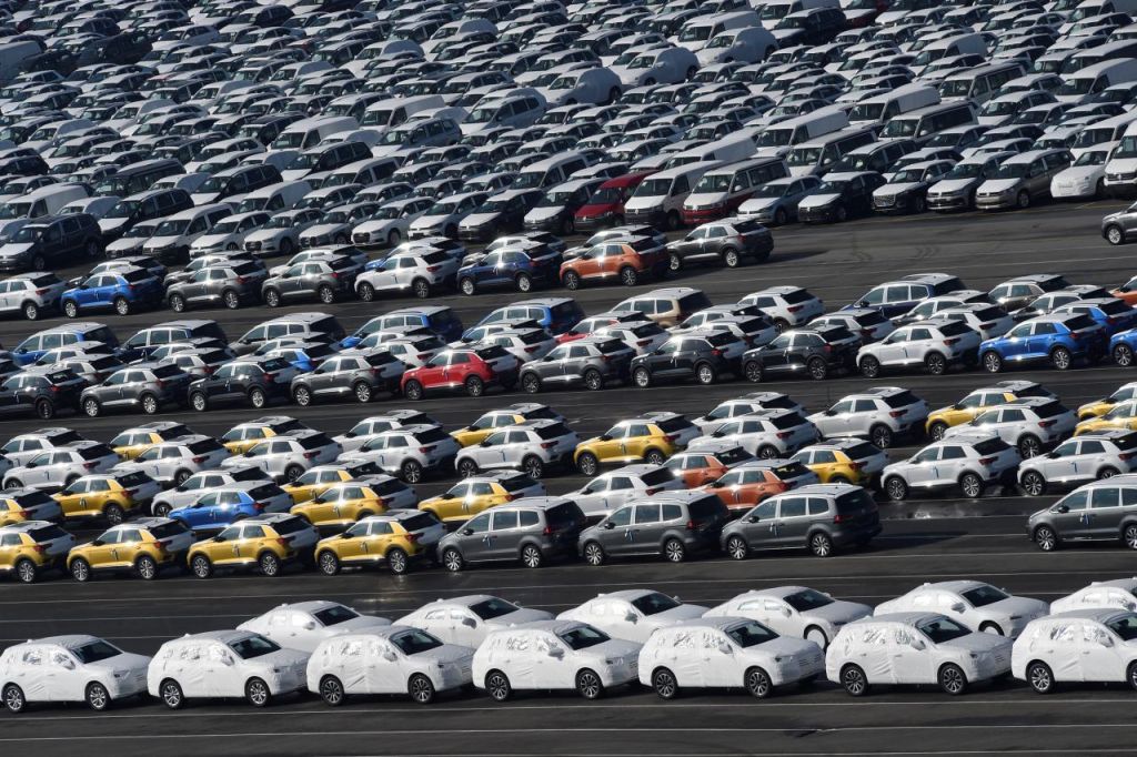 ΗΠΑ: Ερχονται δασμοί έως και 25% στις εισαγωγές αυτοκινήτων