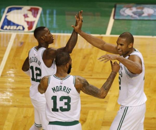 «Απόρθητο κάστρο» η Βοστώνη, στο 2-0 οι Σέλτικς επί των Σίξερς