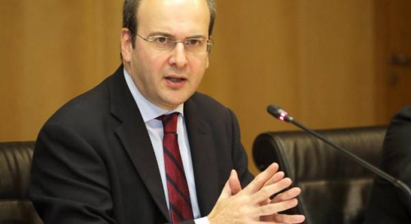 Κ.Χατζηδάκης: Η κυβέρνηση διαπραγματεύεται με δύο γραμμές και χωρίς πυξίδα