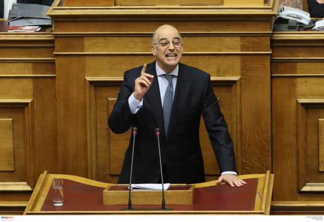 Δένδιας: Τα περισσότερα κέντρα μεταναστών είναι ντροπή