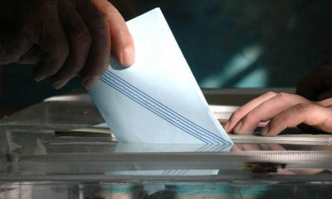 Κάποιος μυρίστηκε εκλογές