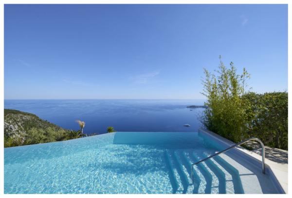 Οι πιο όμορφες πισίνες ξενοδοχείων στη νότια Γαλλία