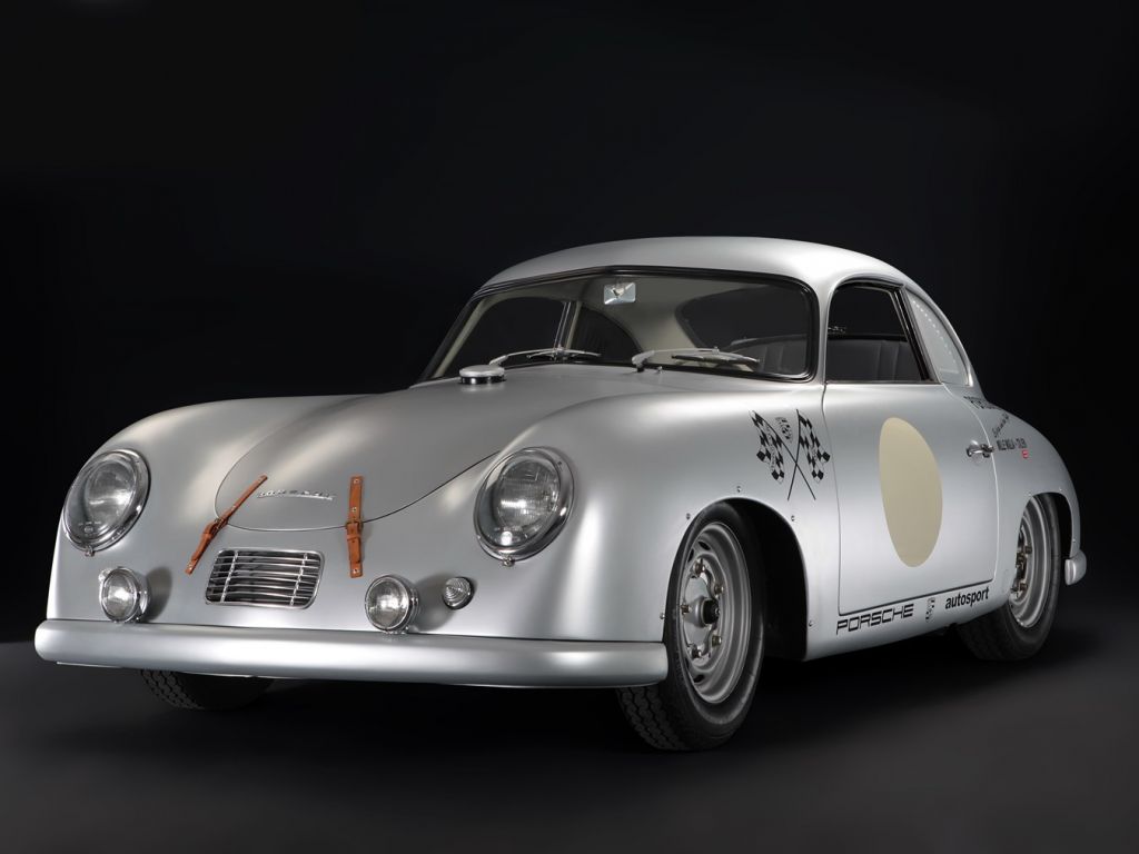 Porsche: Εβδομήντα χρόνια ζωής σε ένα video