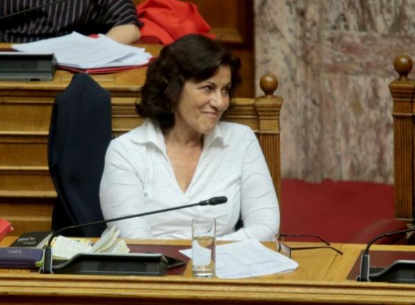 Φωτίου: Ανάσα για τα παιδιά στα ιδρύματα το ν/σ για την αναδοχή