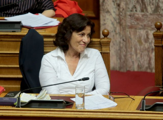 Φωτίου: Ανάσα για τα παιδιά στα ιδρύματα το ν/σ για την αναδοχή