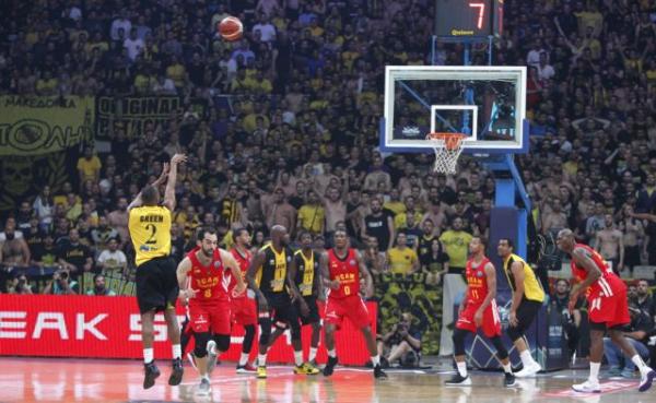 Live: ΑΕΚ – Μούρθια για το «εισιτήριο» του μεγάλου τελικού