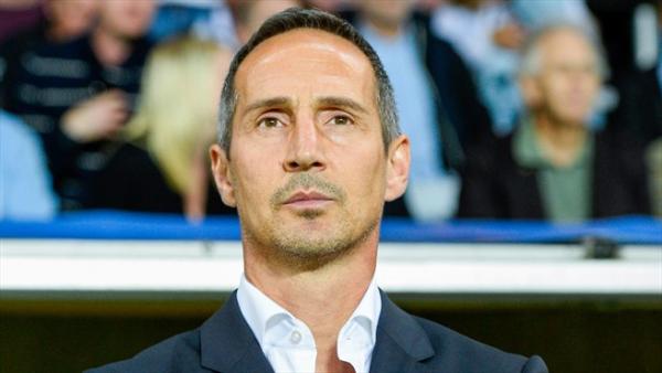 Αναλαμβάνει την Άιντραχτ Φρανκφούρτης ο Αδόλφος…Χίτερ.