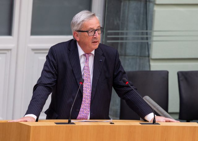 Γιούνκερ: Η τύχη της Ιταλίας δεν βρίσκεται στα χέρια των χρηματαγορών