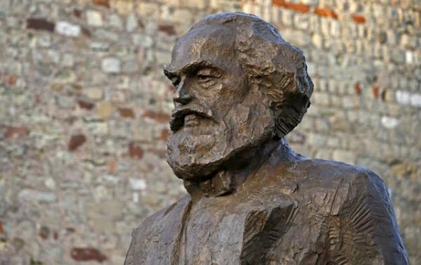 Τι θα έλεγε σήμερα ο Μαρξ για το Διαδίκτυο;