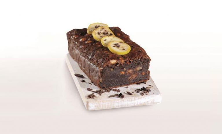 Υγρό κέικ με μπανάνα και σταφίδες