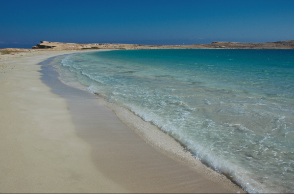 Κουφονήσια, φιλόξενες ακτές με κρυστάλλινα νερά