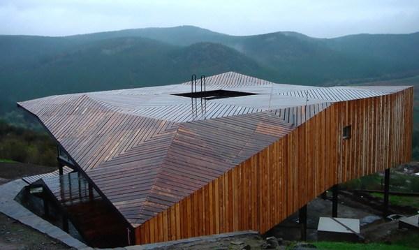 Ένα ξύλινο σπίτι οριγκάμι στη Χιλή
