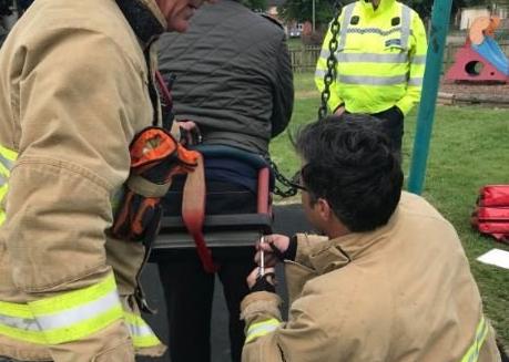 Ήθελε να νιώσει παιδί, αλλά τελικά ένιωσε… ντροπιασμένος