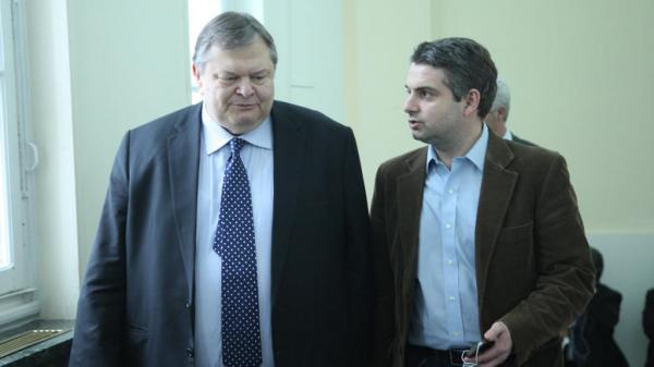 «Σκοτώθηκαν» Βενιζέλος και Κωνσταντινόπουλος