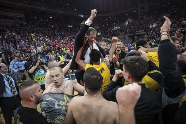 Αγγελόπουλος: Θα χτίσουμε πάνω στο τρόπαιο, ώρα για πανηγυρισμούς