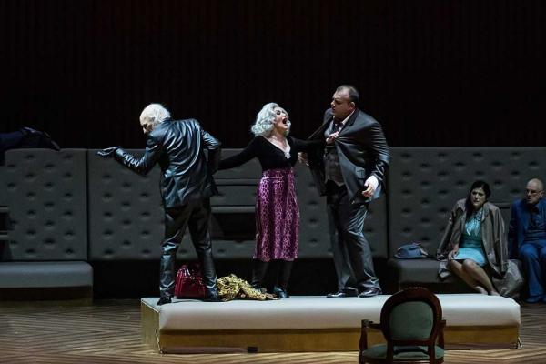 Το στοίχημα του «Μακρόπουλου»