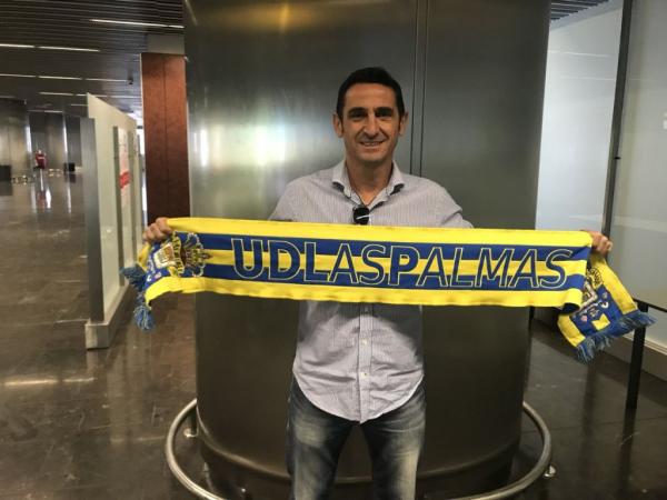 Ανακοινώνεται στη Λας Πάλμας ο Χιμένεθ