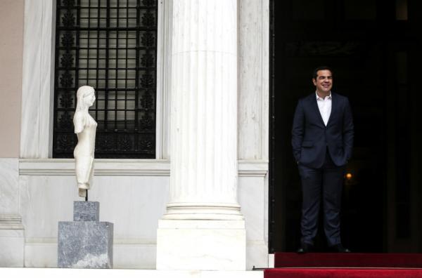 Μαξίμου: Καταλαβαίνουμε τη δύσκολη θέση του κ. Μητσοτάκη