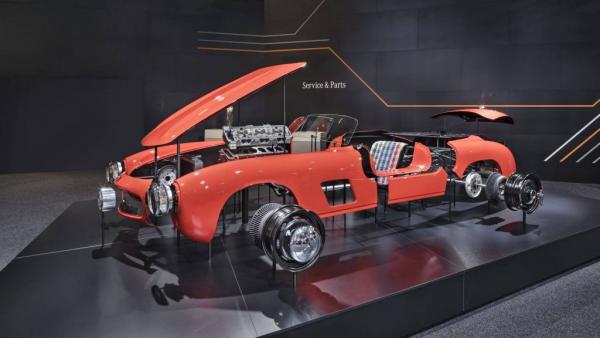 Η Mercedes-Βenz 300 SL επιστρέφει στην παραγωγή… τμηματικά