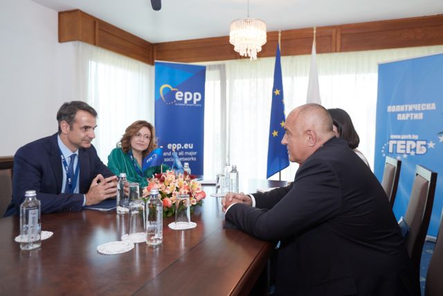 Μητσοτάκης: Απαραίτητη προϋπόθεση η συνταγματική αλλαγή στην ΠΓΔΜ