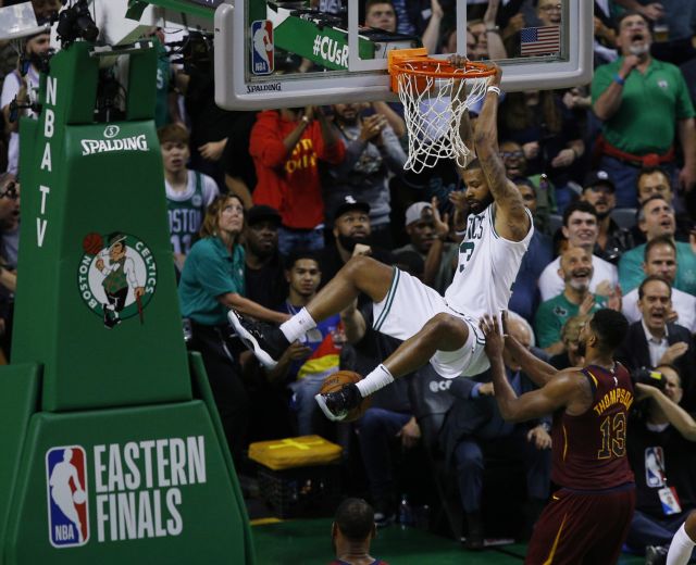 Η μεγάλη νίκη των Σέλτικς επί των «Καβς» μέσα από τον φωτογραφικό φακό